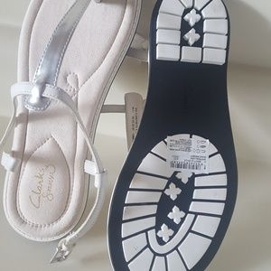 clark sandals with strap